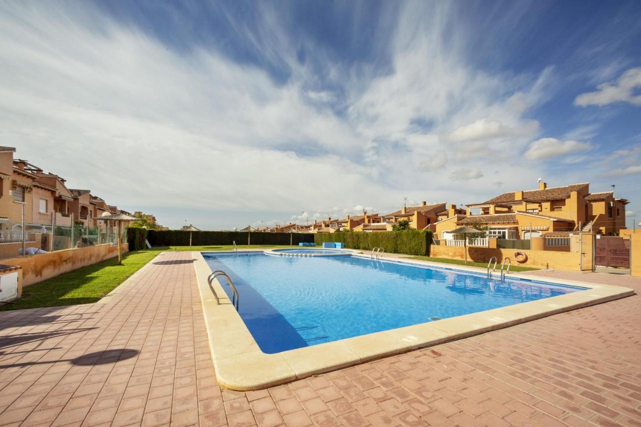 Altos Del Sol By United Renters Leilighet Torrevieja Eksteriør bilde